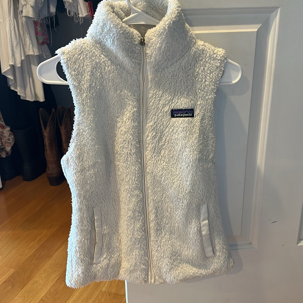 Patagonia white vest, fuzzy